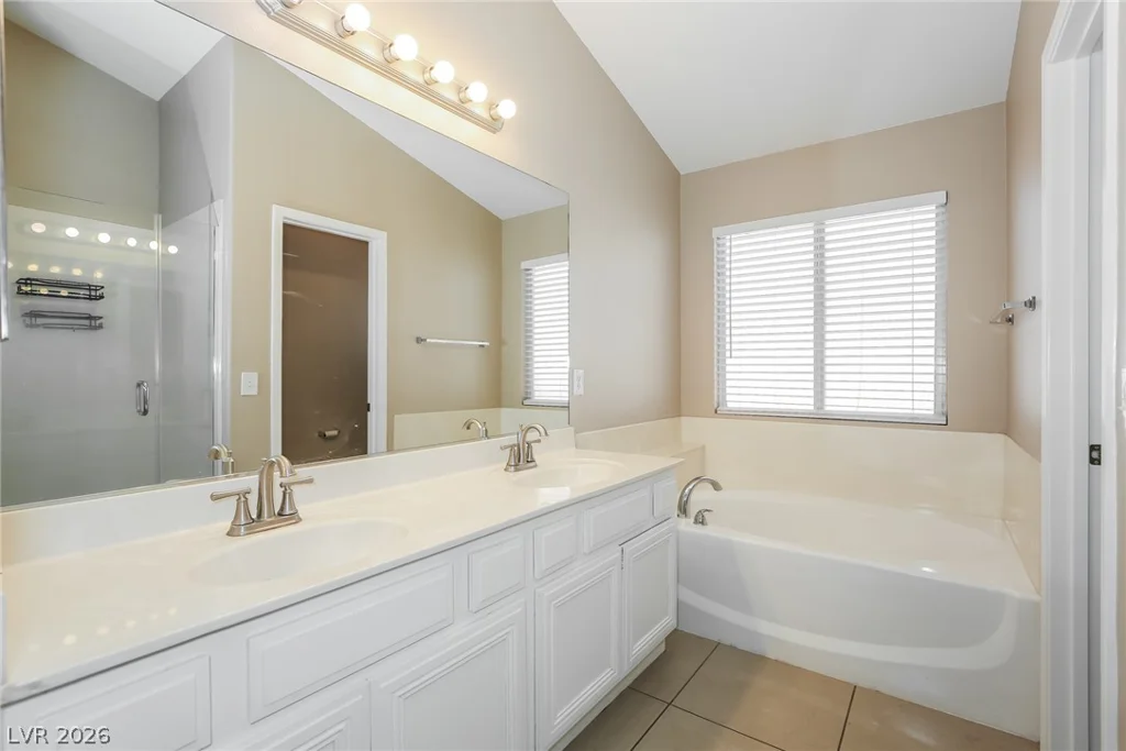 4036 Delhi, North Las Vegas, NV 89032