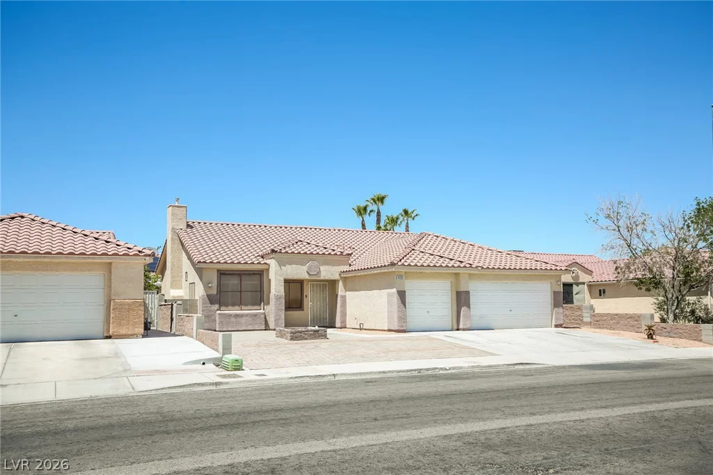 4036 Delhi, North Las Vegas, NV 89032