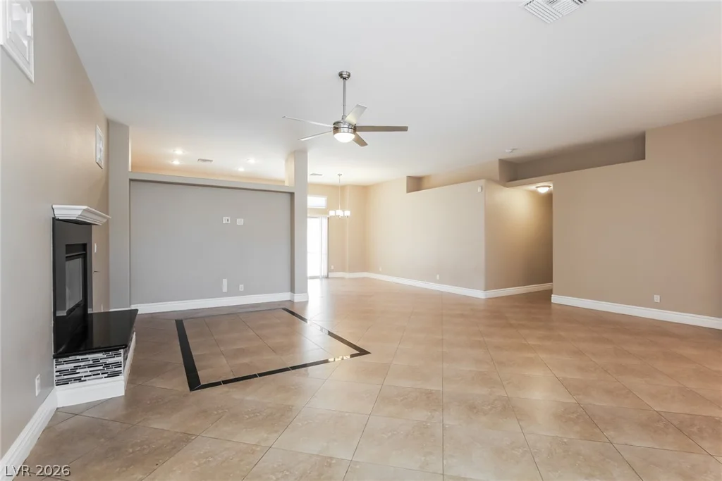 4036 Delhi, North Las Vegas, NV 89032