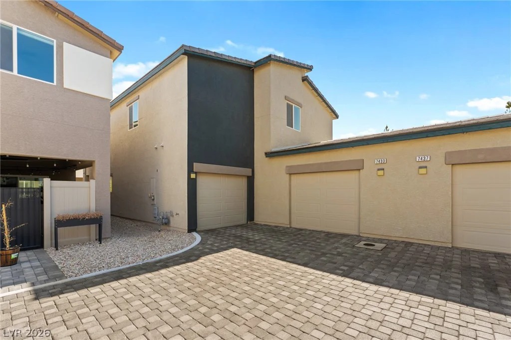 7433 Onyx Star, North Las Vegas, NV 89084