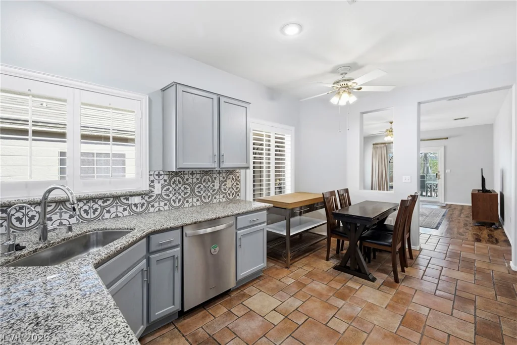 2118 Desert Woods, Henderson, NV 89012