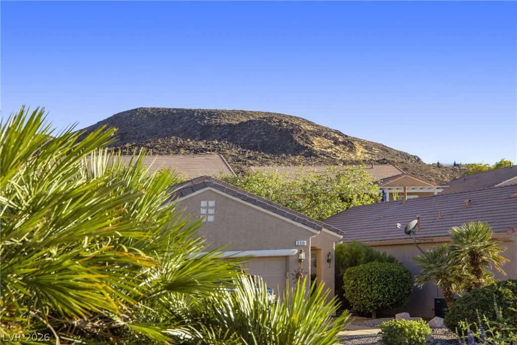 2118 Desert Woods, Henderson, NV 89012