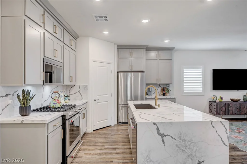 7446 Charlotte Bay, North Las Vegas, NV 89084