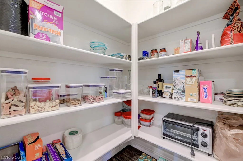 7446 Charlotte Bay, North Las Vegas, NV 89084
