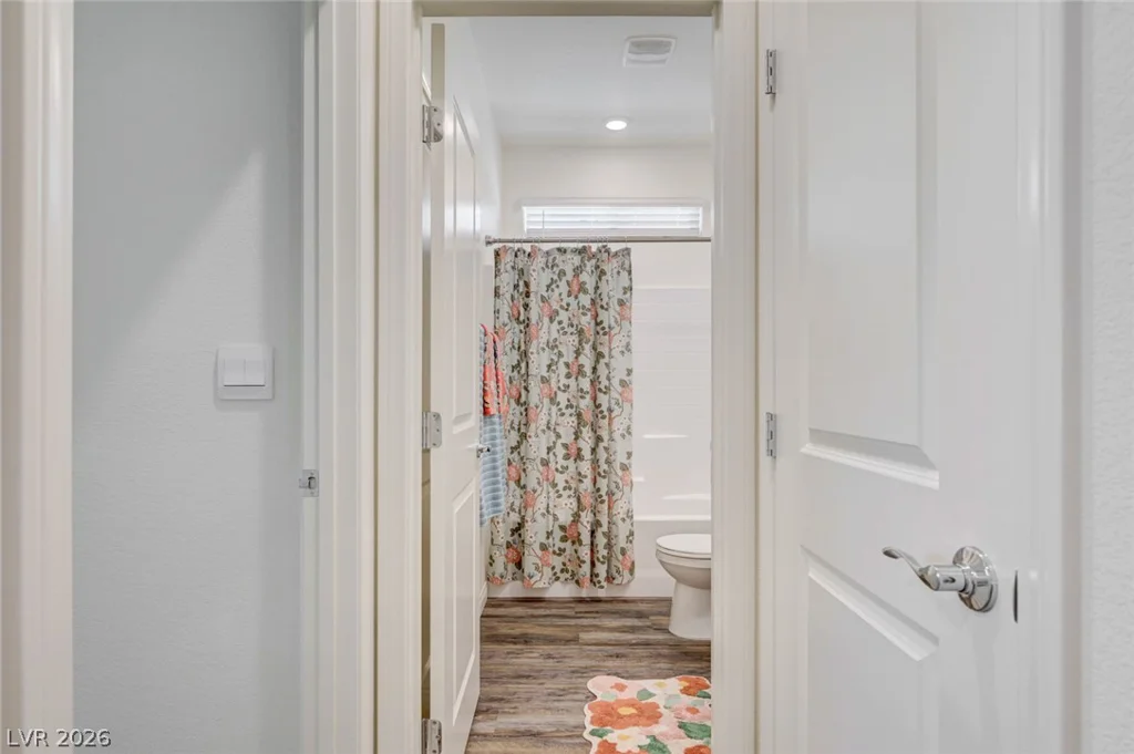 7446 Charlotte Bay, North Las Vegas, NV 89084