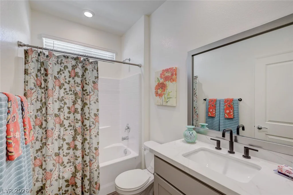 7446 Charlotte Bay, North Las Vegas, NV 89084