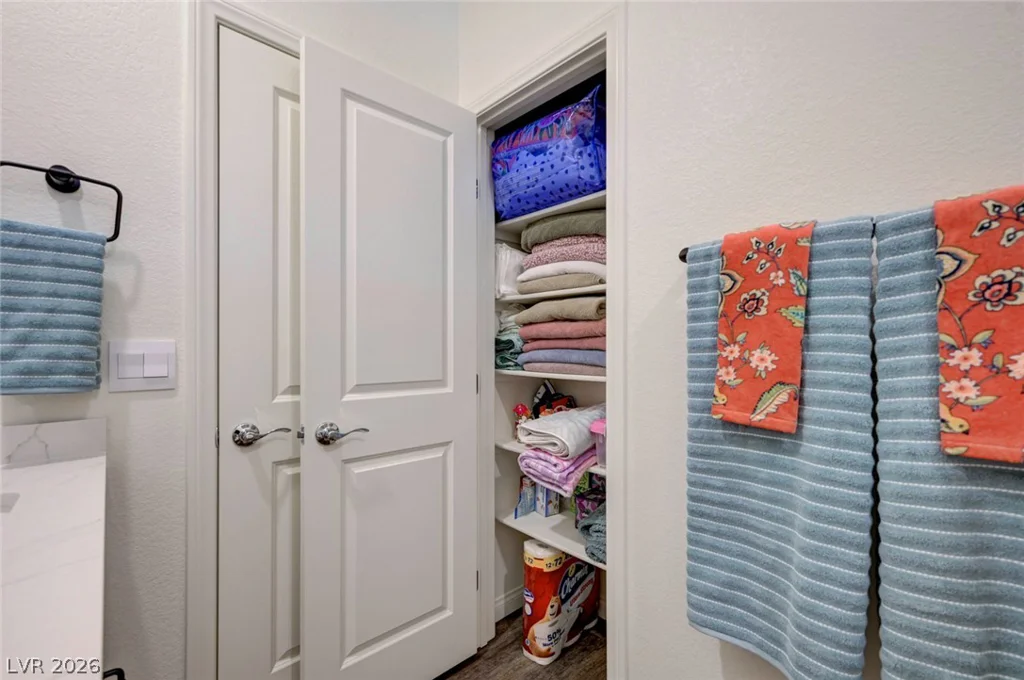 7446 Charlotte Bay, North Las Vegas, NV 89084
