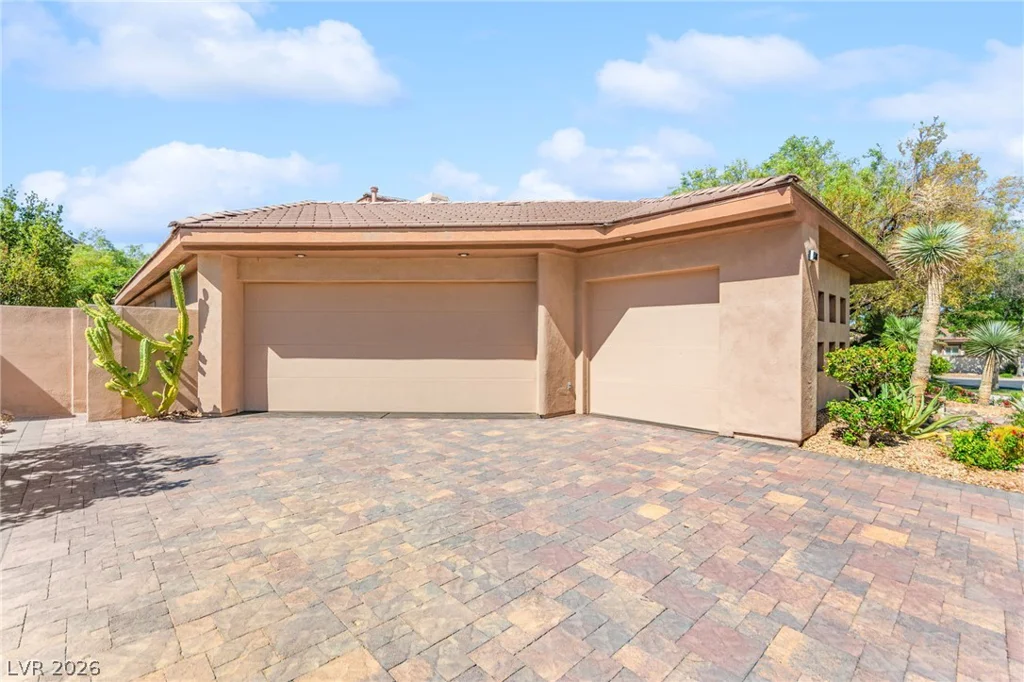 9308 Canyon Classic, Las Vegas, NV 89144