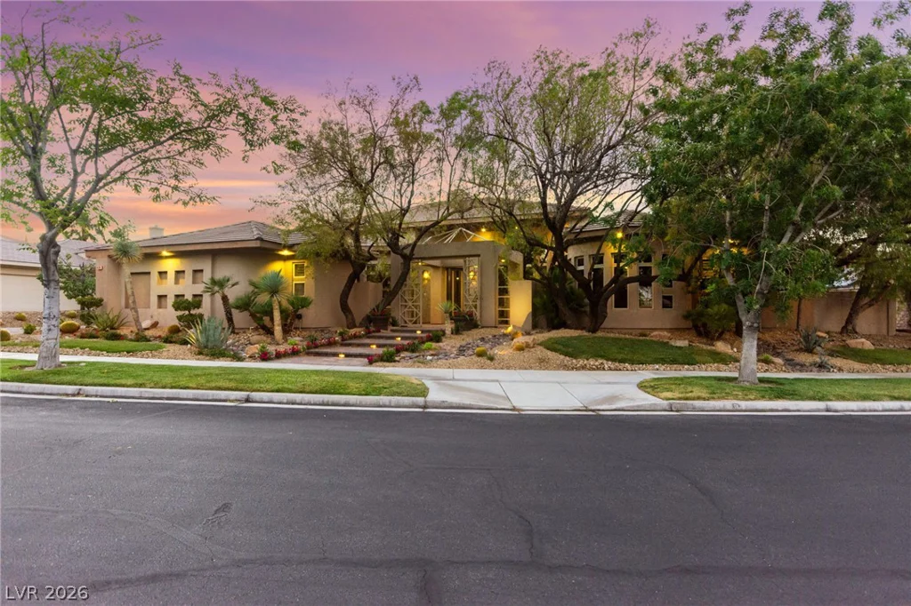 9308 Canyon Classic, Las Vegas, NV 89144