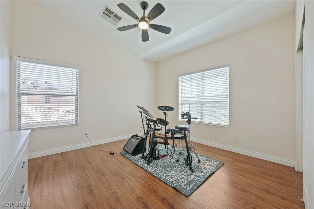 7017 Puetollano, North Las Vegas, NV 89084