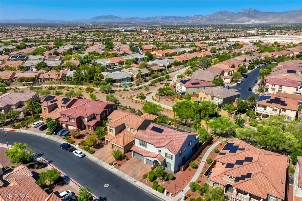7017 Puetollano, North Las Vegas, NV 89084