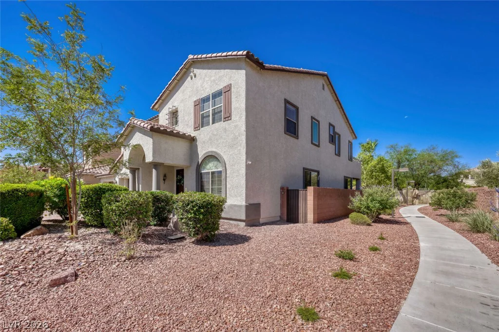 7017 Puetollano, North Las Vegas, NV 89084