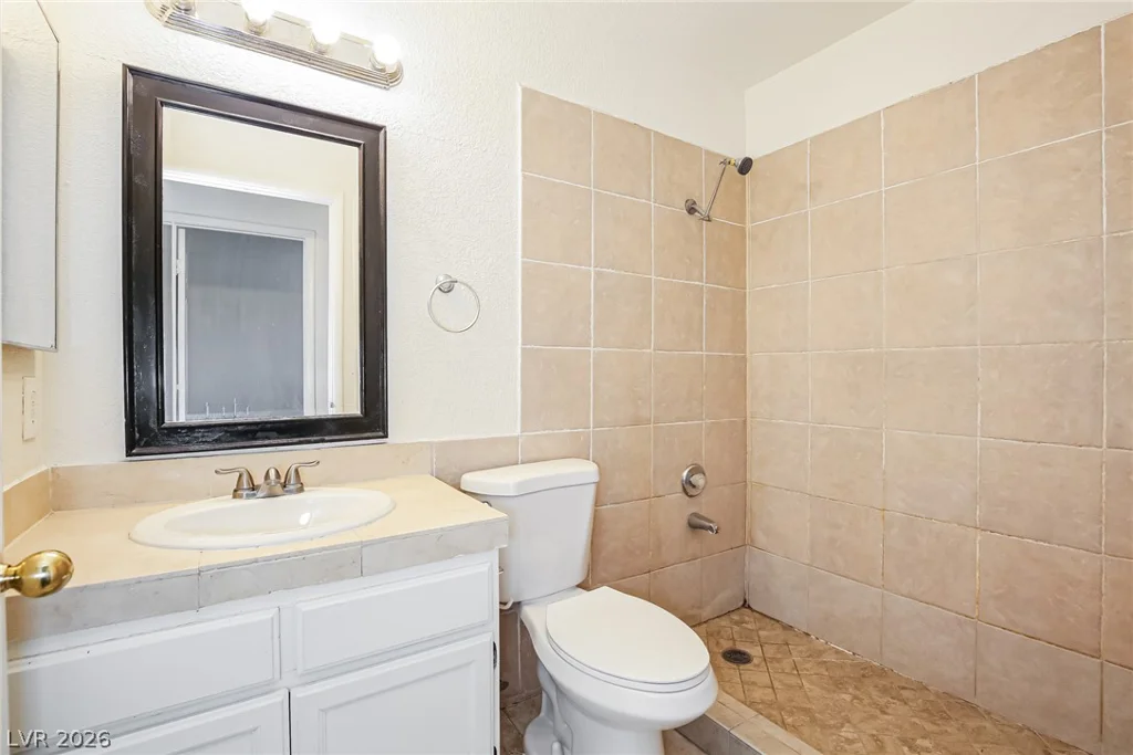 112 Lucy Thompson, Las Vegas, NV 89107