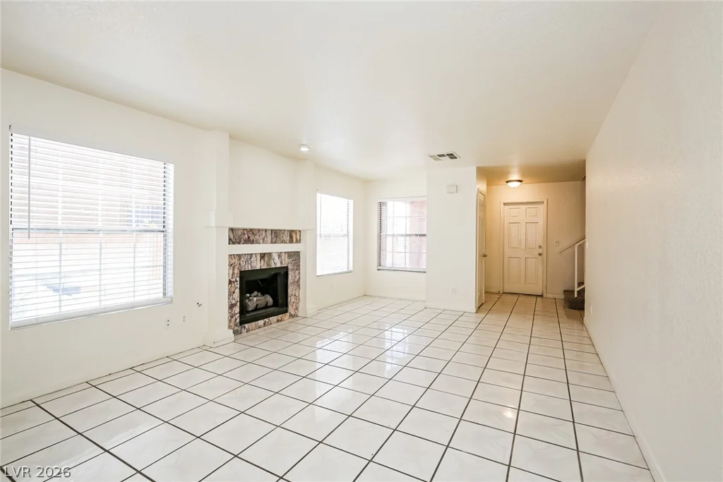 112 Lucy Thompson, Las Vegas, NV 89107