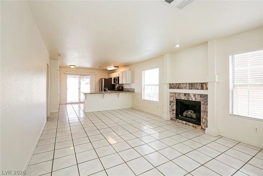 112 Lucy Thompson, Las Vegas, NV 89107