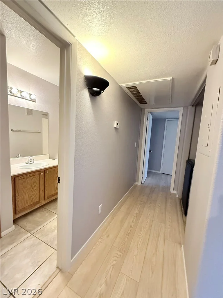 3083 Casey, Las Vegas, NV 89120