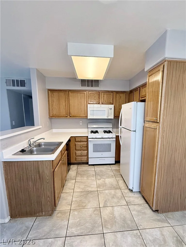 3083 Casey, Las Vegas, NV 89120