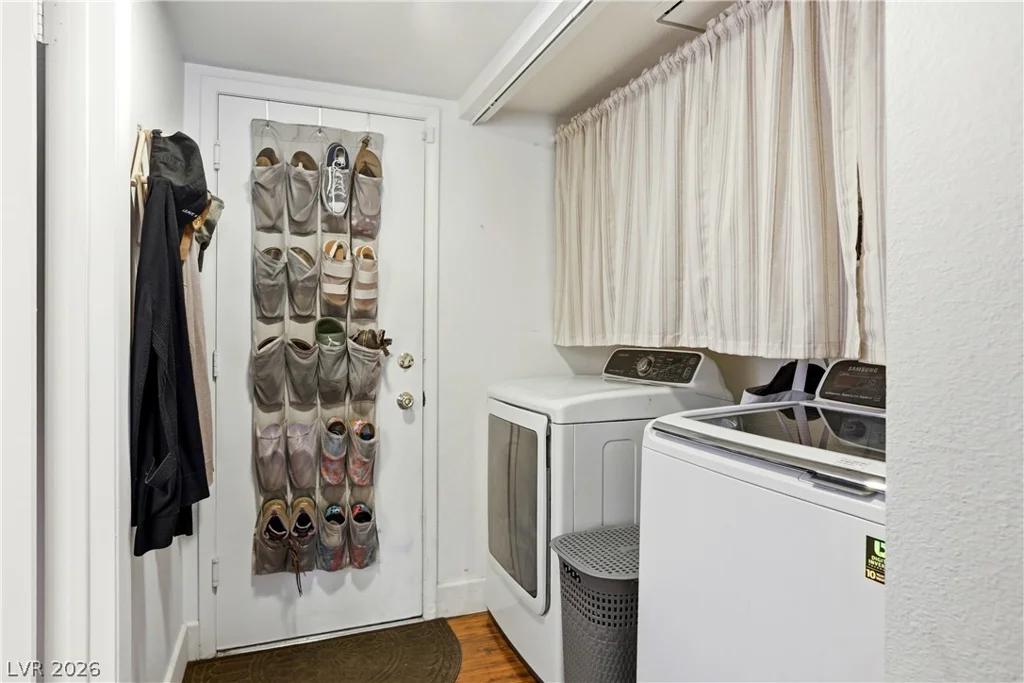 432 Capertino, Las Vegas, NV 89145
