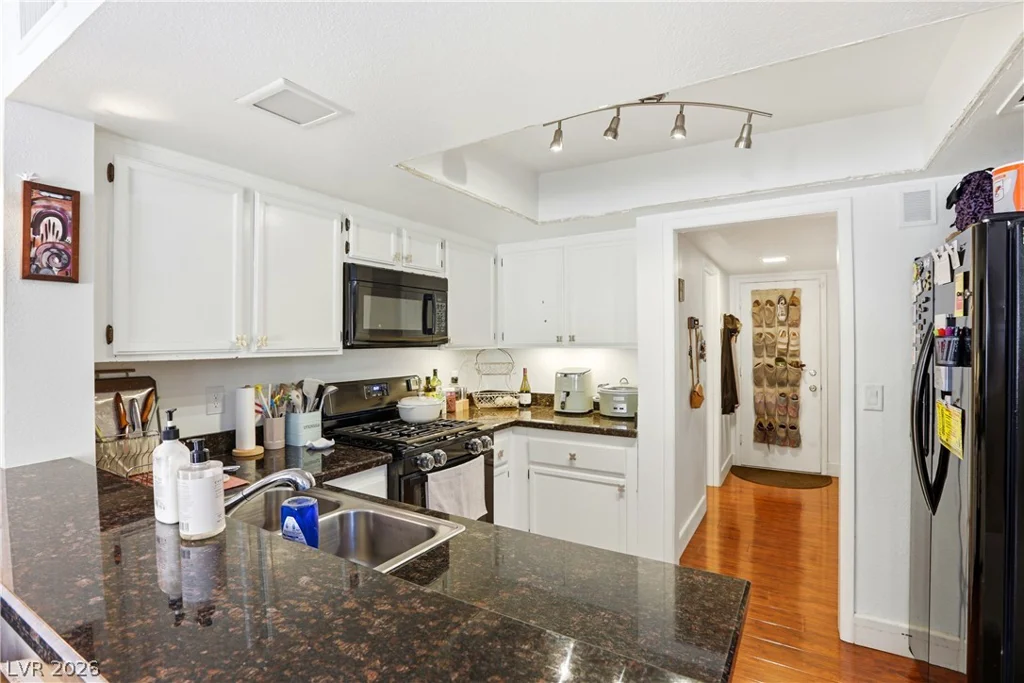 432 Capertino, Las Vegas, NV 89145
