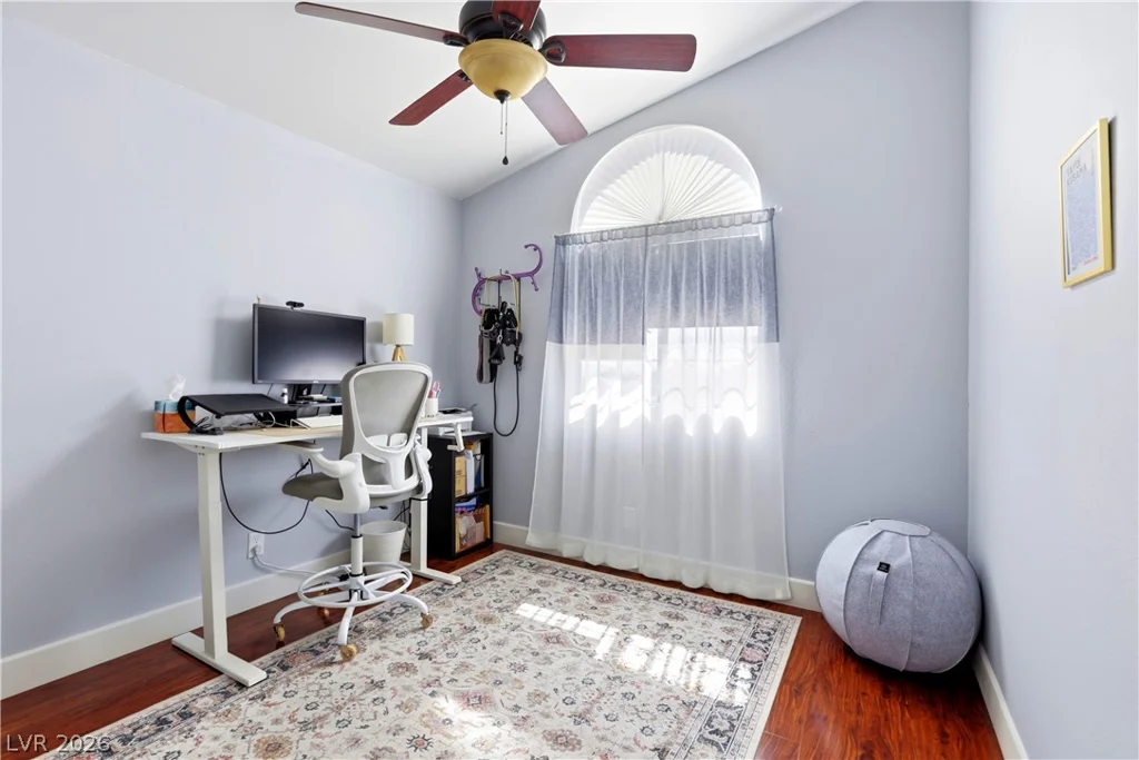 432 Capertino, Las Vegas, NV 89145