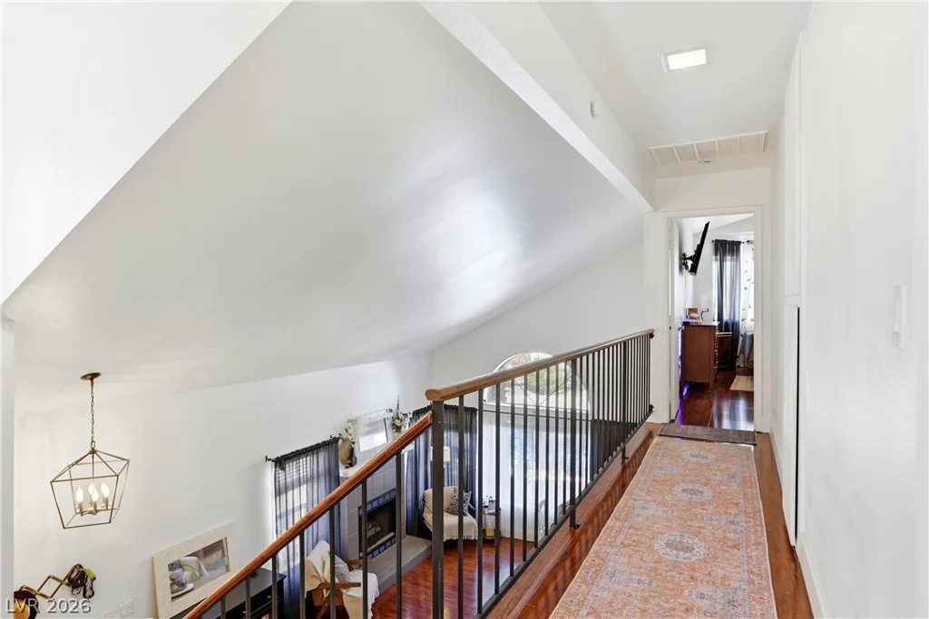 432 Capertino, Las Vegas, NV 89145