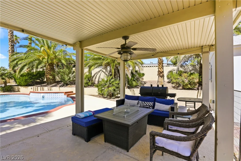432 Capertino, Las Vegas, NV 89145