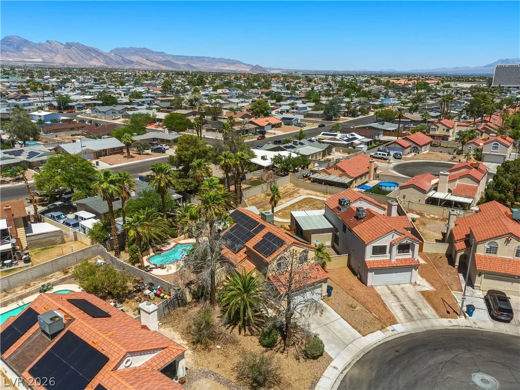 432 Capertino, Las Vegas, NV 89145