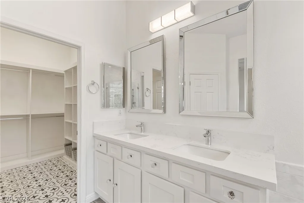 29 Gladewater, Henderson, NV 89052