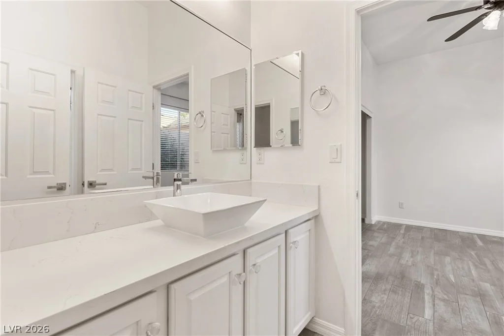 29 Gladewater, Henderson, NV 89052