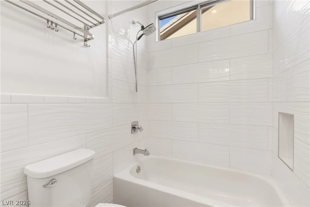 29 Gladewater, Henderson, NV 89052
