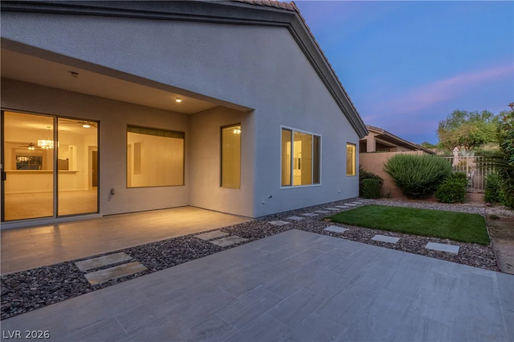 29 Gladewater, Henderson, NV 89052