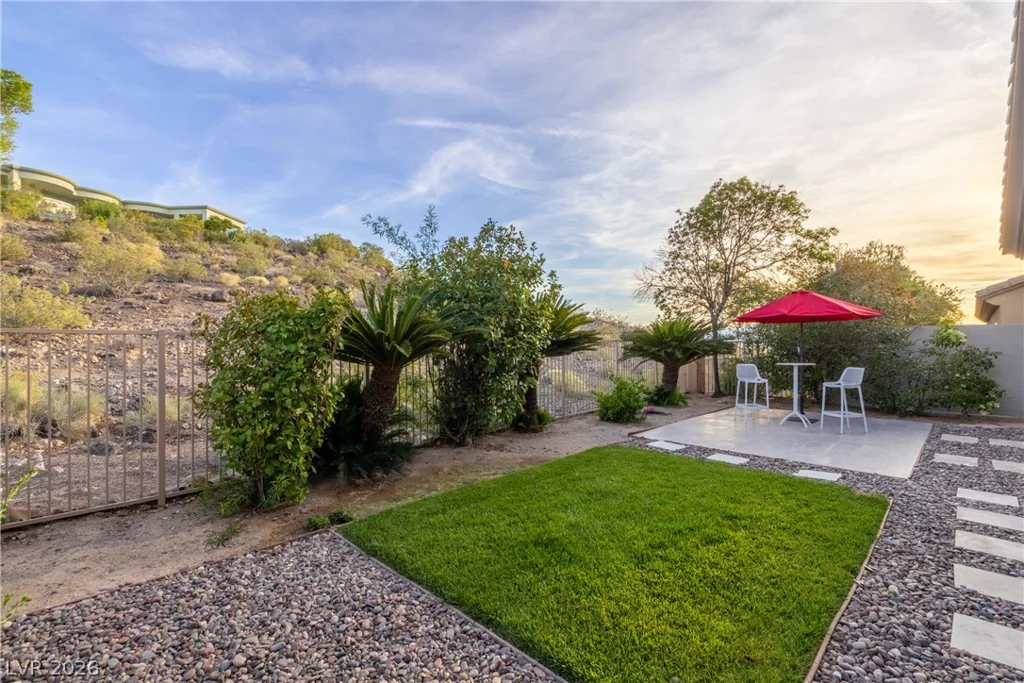 29 Gladewater, Henderson, NV 89052