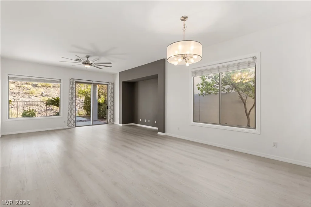 29 Gladewater, Henderson, NV 89052