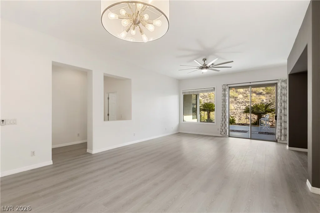 29 Gladewater, Henderson, NV 89052