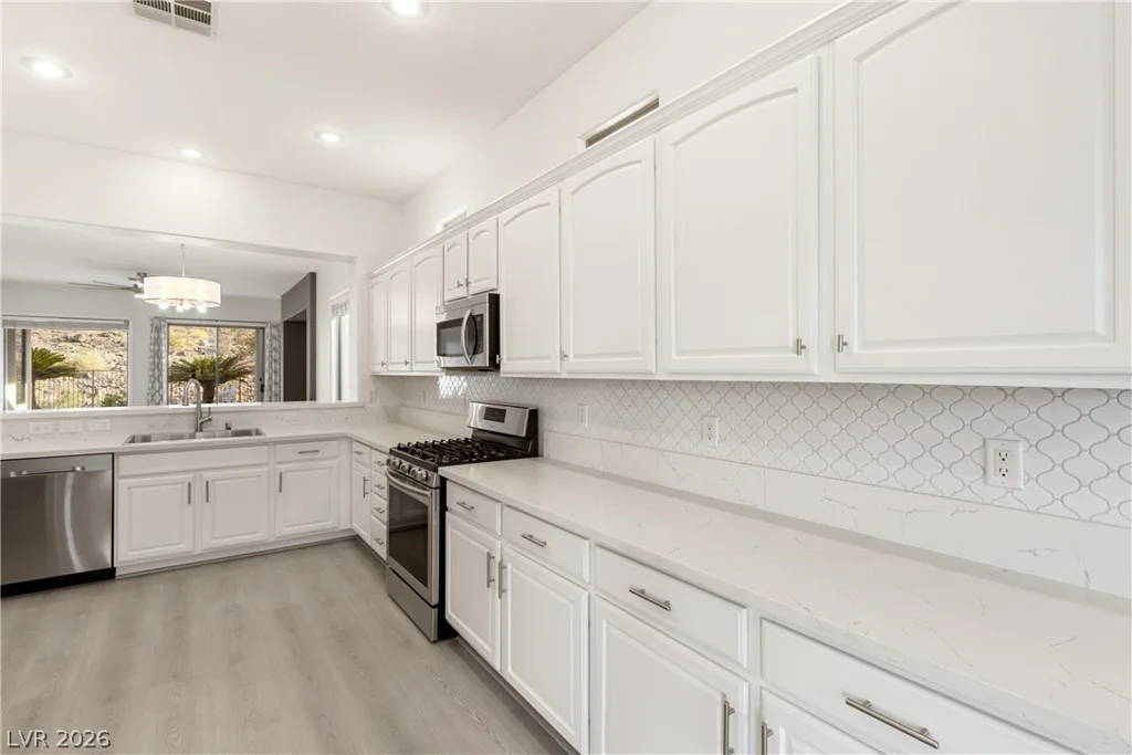 29 Gladewater, Henderson, NV 89052