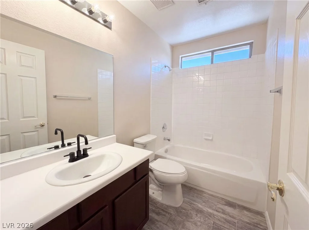 7912 Quill Gordon, Las Vegas, NV 89149