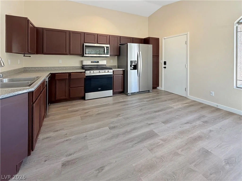 7912 Quill Gordon, Las Vegas, NV 89149