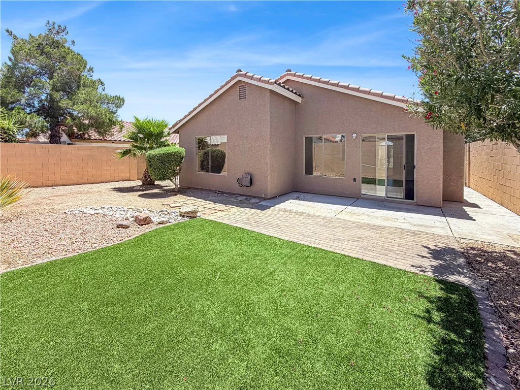 7912 Quill Gordon, Las Vegas, NV 89149