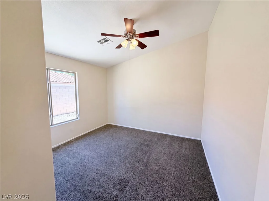 7912 Quill Gordon, Las Vegas, NV 89149