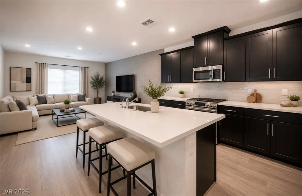 600 Carriage Hill, Las Vegas, NV 89138