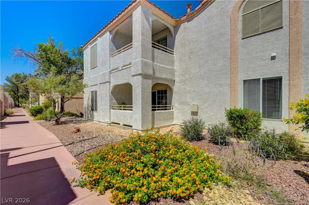8452 Boseck, Las Vegas, NV 89145