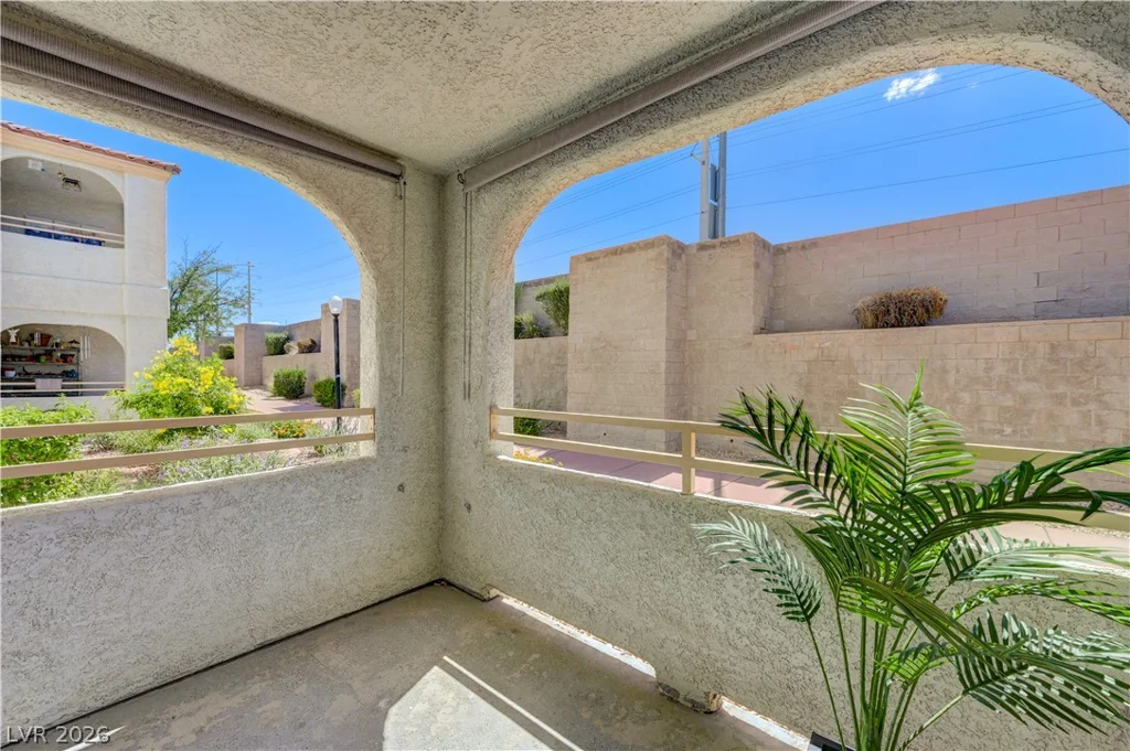 8452 Boseck, Las Vegas, NV 89145
