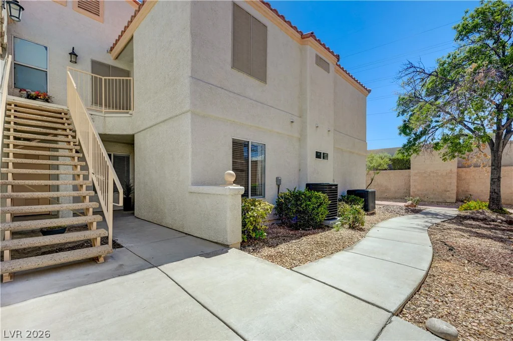 8452 Boseck, Las Vegas, NV 89145