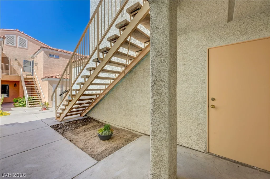 8452 Boseck, Las Vegas, NV 89145