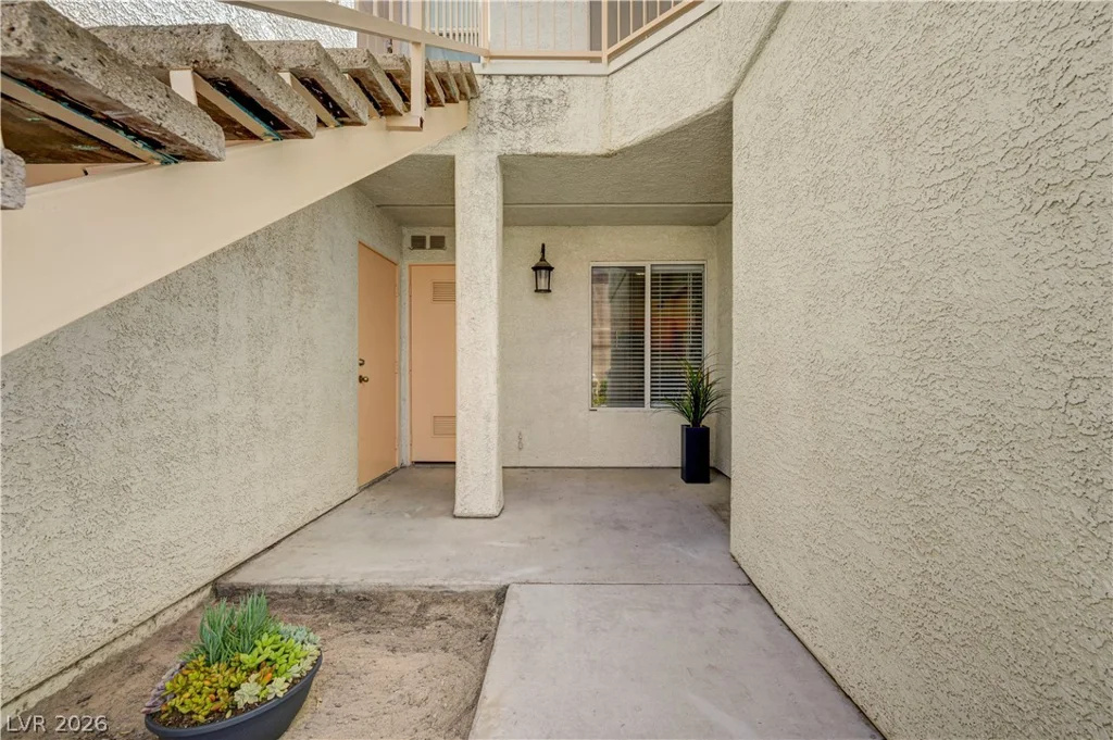 8452 Boseck, Las Vegas, NV 89145