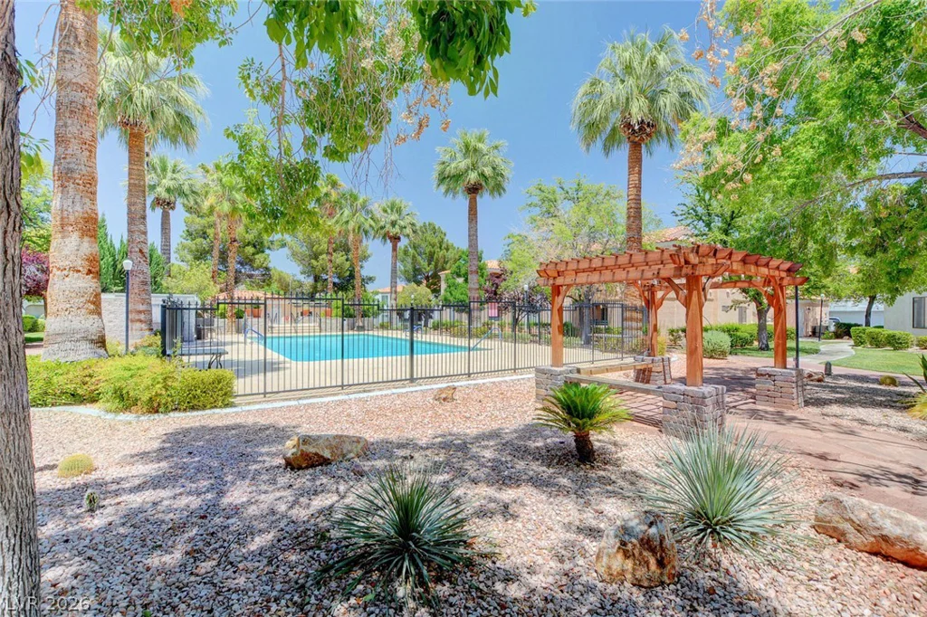 8452 Boseck, Las Vegas, NV 89145