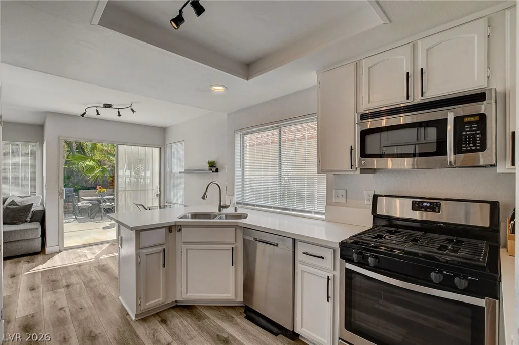 8626 Tiverton, Las Vegas, NV 89123