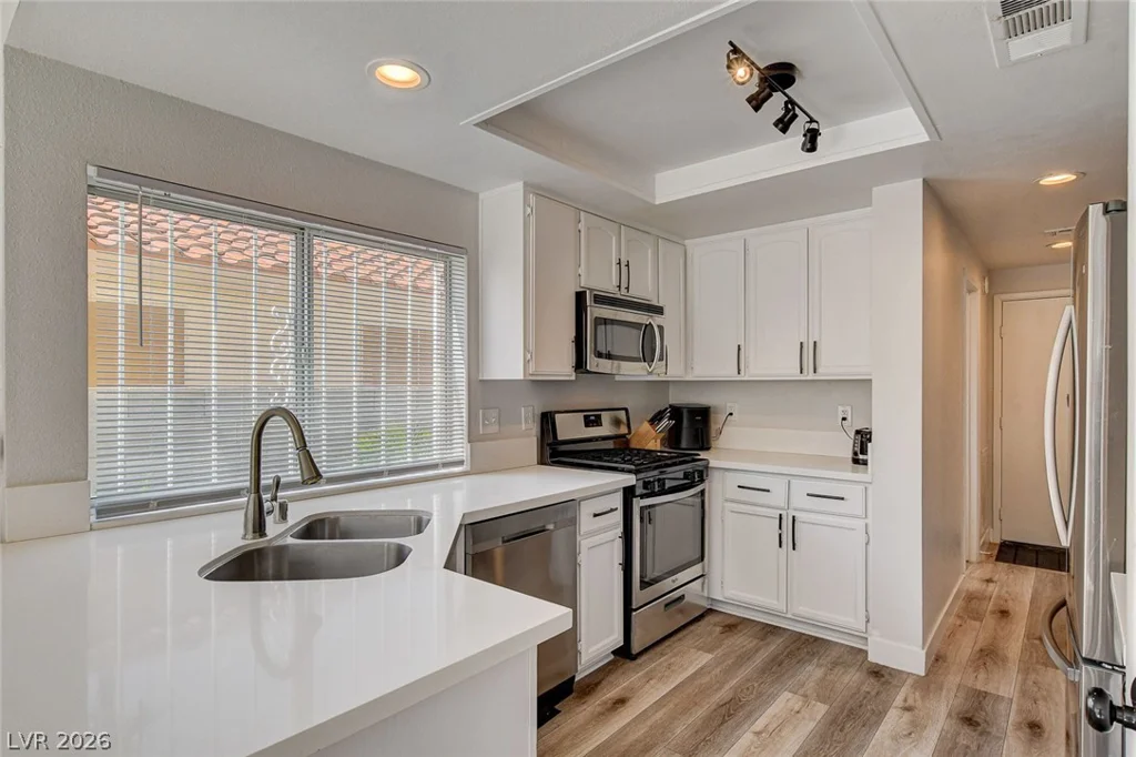 8626 Tiverton, Las Vegas, NV 89123