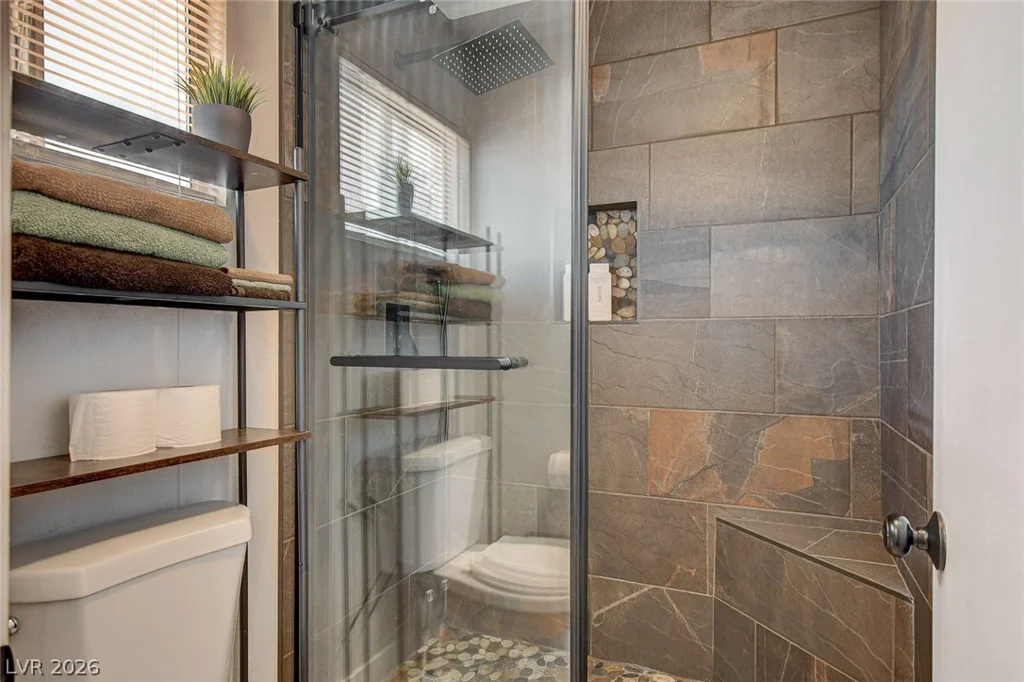 8626 Tiverton, Las Vegas, NV 89123