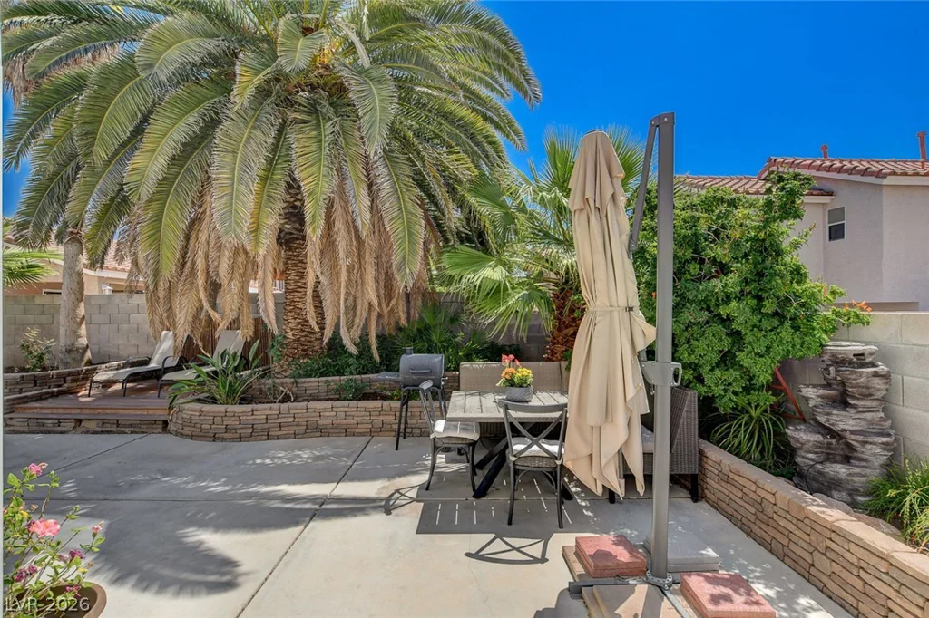 8626 Tiverton, Las Vegas, NV 89123